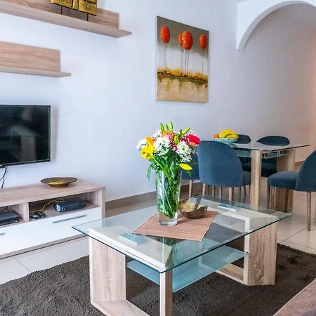 Rua Cosy Apartment Слима Экстерьер фото
