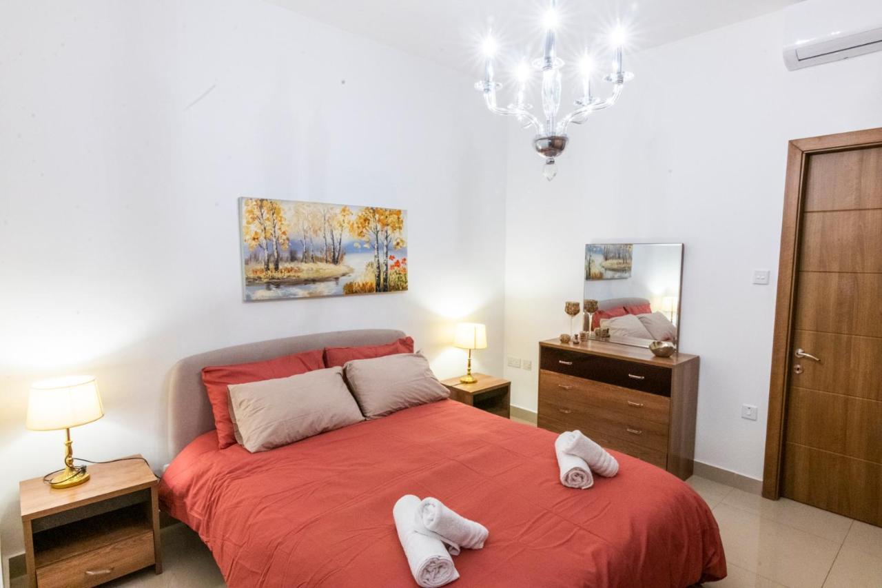 Rua Cosy Apartment Слима Экстерьер фото