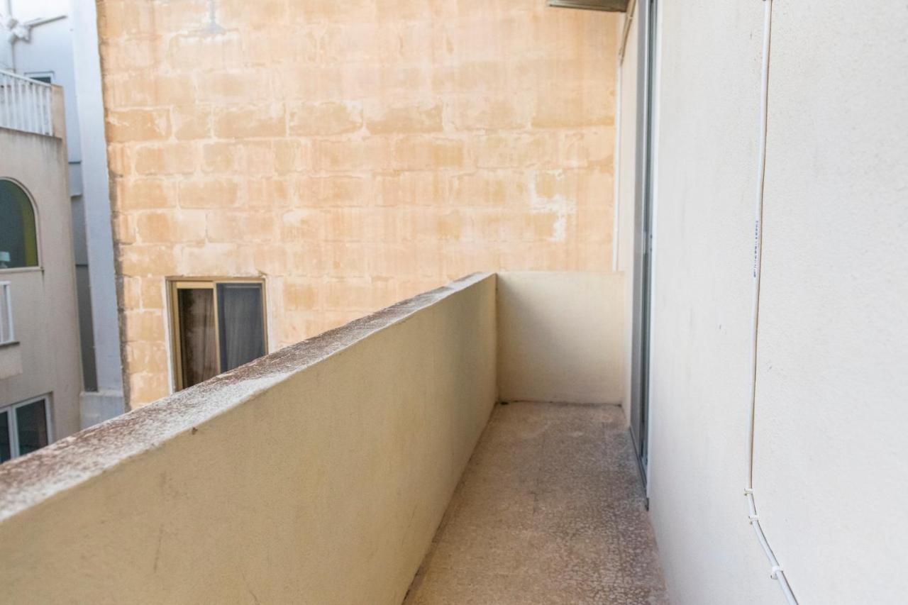 Rua Cosy Apartment Слима Экстерьер фото